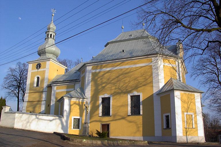 Želví kostel v ObyčtověArchiv Vysočina Tourism 11 km Možnost rozšíření: Za nejpodivnějším Santiniho kostelem Pokud máte čas a jste ve Žďáru autem, protáhněte si výlet do nedalekých obcí Obyčtova a