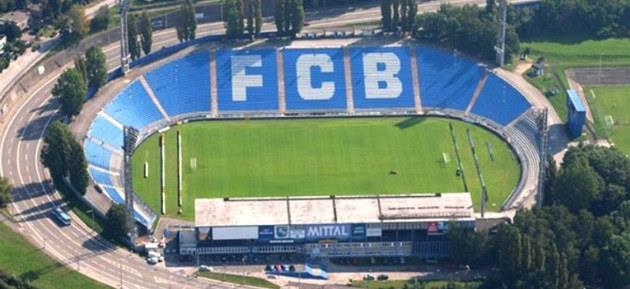 Stadion stojí v městském obvodu Slezská Ostrava a první zápas na něm byl odehrán 19. dubna 1959 proti FK Ústí nad Labem. Byl pojmenován podle bazaltu, který se v této lokalitě těžil.