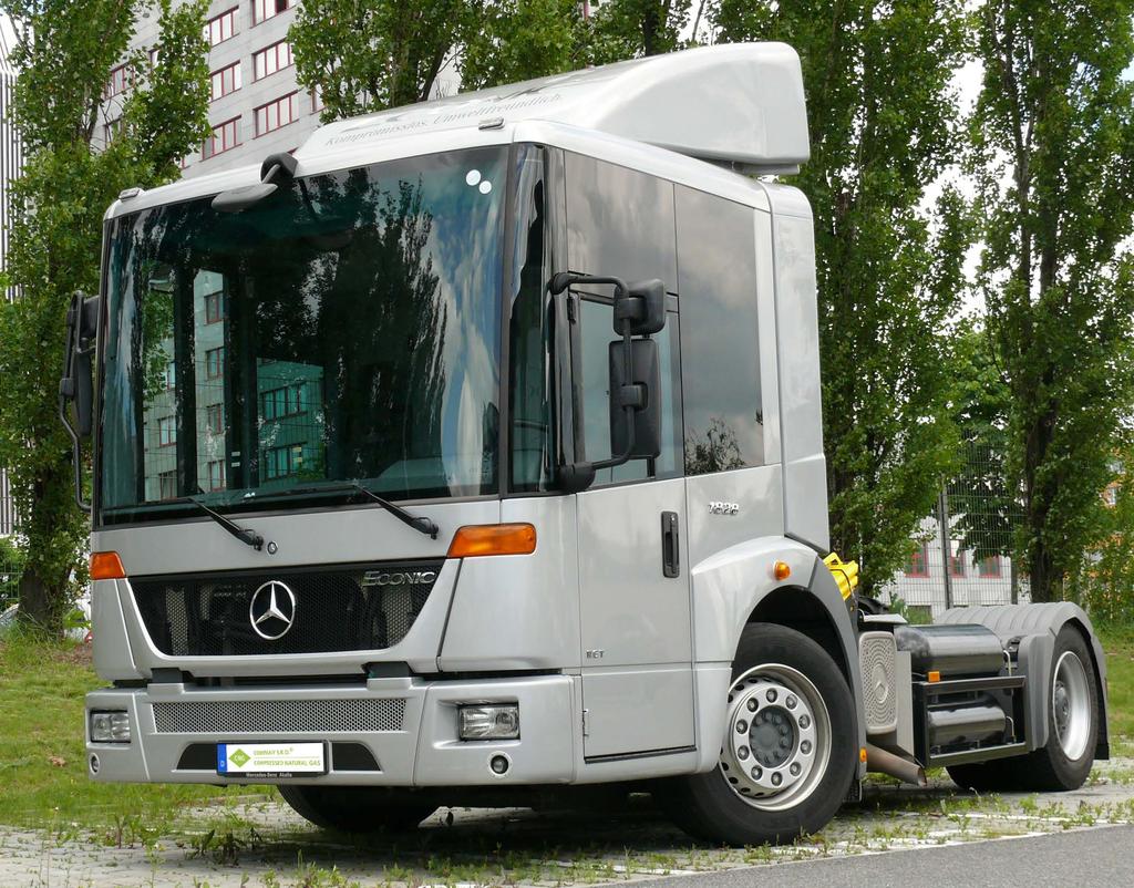 Mercedes-Benz Econic Pozn.: Uvedené ceny vychází z oficiálních ceníků. Pro Vaši potřebu je možno sestavit individuální nabídku pro širokou škálu modelů.