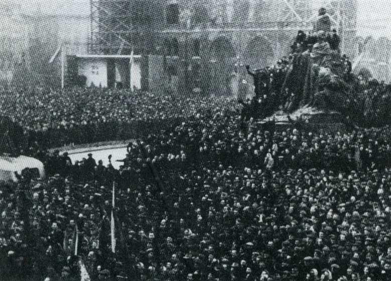 Příloha 6: Manifestace na Staroměstském náměstí 21. února 1948.