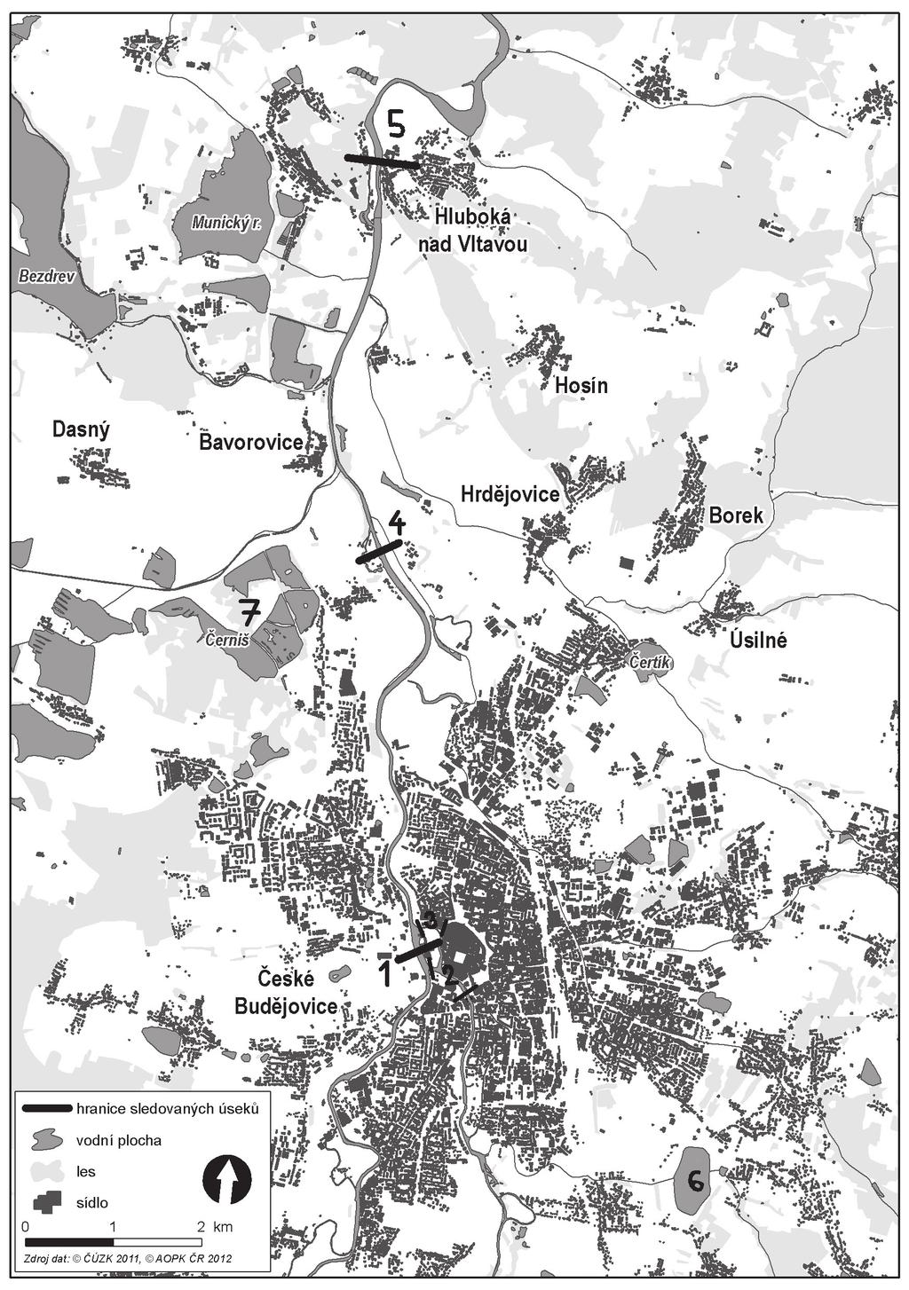 Mapa 1 Mapa oblasti s vyznačenými sledovanými úseky jednotlivých říčních toků (Vltava I mezi čísly 1 a 4, Vltava II mezi čísly 1 a 5, řeka Malše číslo 2, Mlýnská stoka číslo 3).