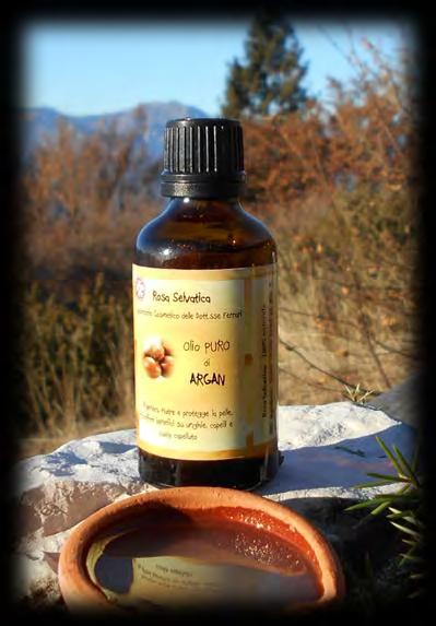 Rostlinné oleje Výrobek je v tmavém skle 50/100 ml Čistý Arganový Olej Olej z arganu je vynikající léčivý prostředek proti stárnutí kůže.