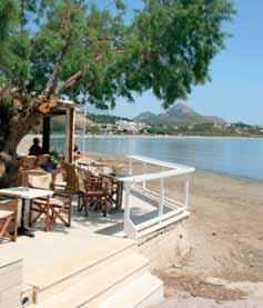 Garden a Alianthos Beach a velmi blízko centra městečka Plakias.