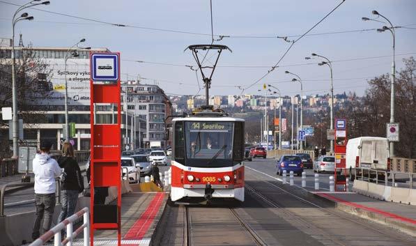 UDÁLOST Text: Jan Šurovský Foto: Ivo Mahel, Jan Molín, Jan Šurovský, Petr Ludvíček a archiv DPP NA ŠTVANICI (OPĚT) PO 37 LETECH TRAMVAJÍ BLÍŽÍ SE OTEVŘENÍ DRUHÉHO INFOCENTRA NA HLAVNÍM NÁDRAŽÍ, A