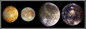 Měsíc - otázky a odpovědi Vladimír Štefl, Josef Trna Měsíc je naším nejbližším kosmickým sousedem, na noční případně i na denní obloze ho můžeme pozorovat velmi často.