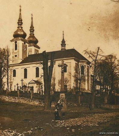 kostelíkem sv. Anny Zašová (1745): děkovný obraz P.