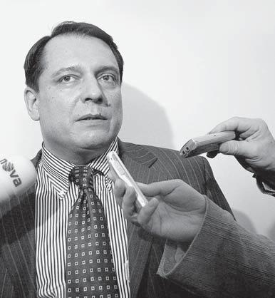 18 let. Jak se vám podařilo čínského premiéra přesvědčit, aby tento čtvrtek přijel? Nebo je to jen shoda okolností? Jede prostě kolem a spolu s Francií, Portugalskem a Slovenskem sfoukne i Česko?