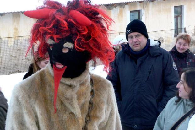 hrošková Schůzi zahájil a řídil starosta obce František Paták.