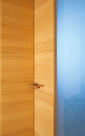 Dveře se zárubní tak vytváří velmi čistý a elegantní komplet. Tato technologie lze použít pouze u vybraných modelů dveří.