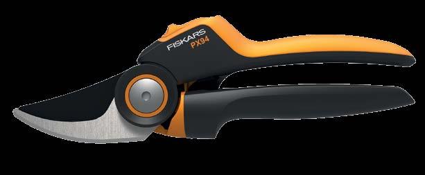 Péče o rostliny PowerGear nůžky Řada Fiskars PowerGear TM zahrnuje převodové zahradnické nůžky, nůžky na silné větve a nůžky na živý plot.