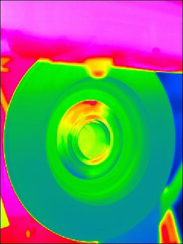 MĚŘENÍ LESKLÝCH POVRCHŮ - 1 MĚŘENÍ LESKLÝCH POVRCHŮ ZVÝŠENÍM Černou matnou barvou ve spreji: * SENOTHERM, Weilburger Lackfabrik ( = 0,92 pro = 814 µm) * Tetenal Photowerk ( = 0,96 pro = 814 µm) *