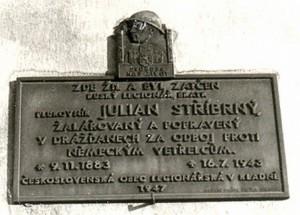 1. Ročník Číslo 10 SLOVO SVOBODA PSAL S VELKÝM S Dne 9. 11. 2013 jsme si připomněli 130. výročí narození kladenského občana, legionáře Juliana Stříbrného. Pplk. Julian Stříbrný se narodil 9.