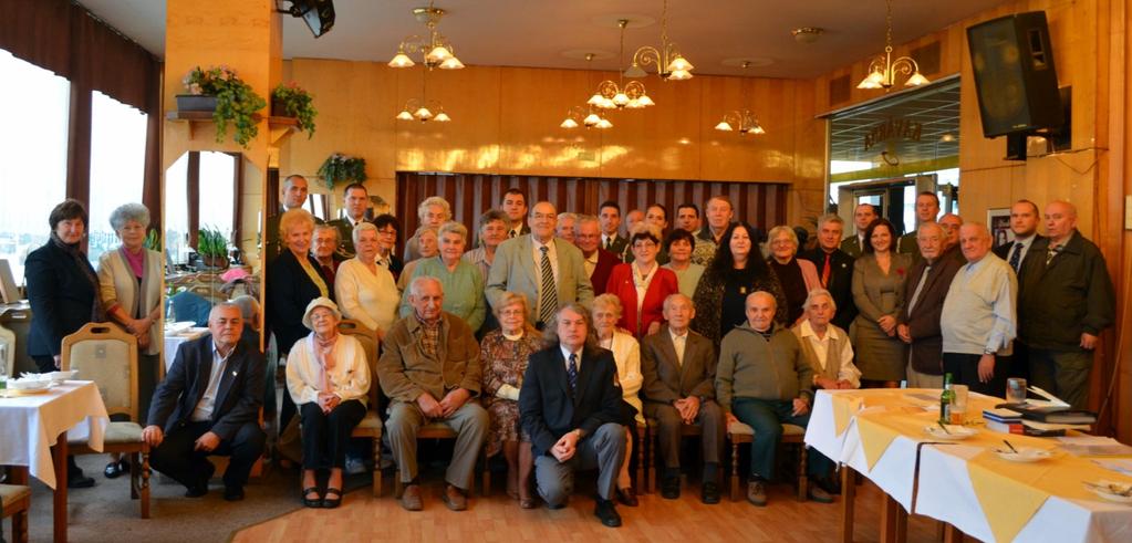 Předseda ZO Kladno předal panu primátorovi děkovný list za dlouhodobou spolupráci mezi magistrátem města Kladna a ČSBS, který mu udělila předsedkyně OV ČSBS Kladno.