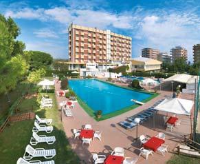 124 RIMINI MIRAMARE Hotel YES TOURING 2 DETI DO 7 ROKOV ZDARMA / PRIAMO NA I / ANIMÁCIE / WELLNESS / BEZBARIÉROVÝ / 2+2 Hotel sa nachádza v stredisku Miramare, južne 5 km od centra Rimini.