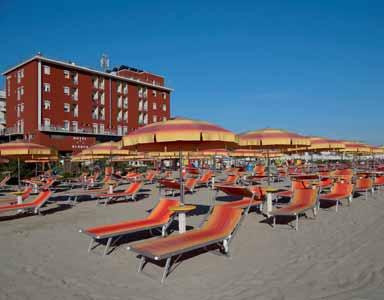 7 50 m HOTEL PLAYA poloha / pláž: Viserba di Rimini, pláž - 50 m, centrum - 800 m, centrum Rimini - 5,5 km recepce / lobby / wi-fi připojení k