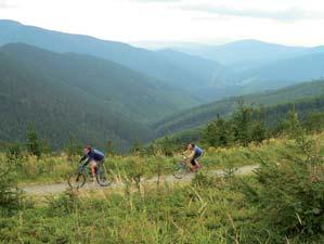 Jeskyně Pomezí Arnoštův krmelec Bezručův pramen Česká Ves Jeseník (18,5 km) 103. Zlatohorsko 103A Zlaté Hory P. M.