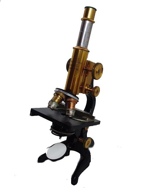 http://www.microscopestore.com/antiques.asp?c=109 Ernest Leitz Wetzlar microscope The serial # is 260710. Fully extended the microscope measures approx. 14" high.