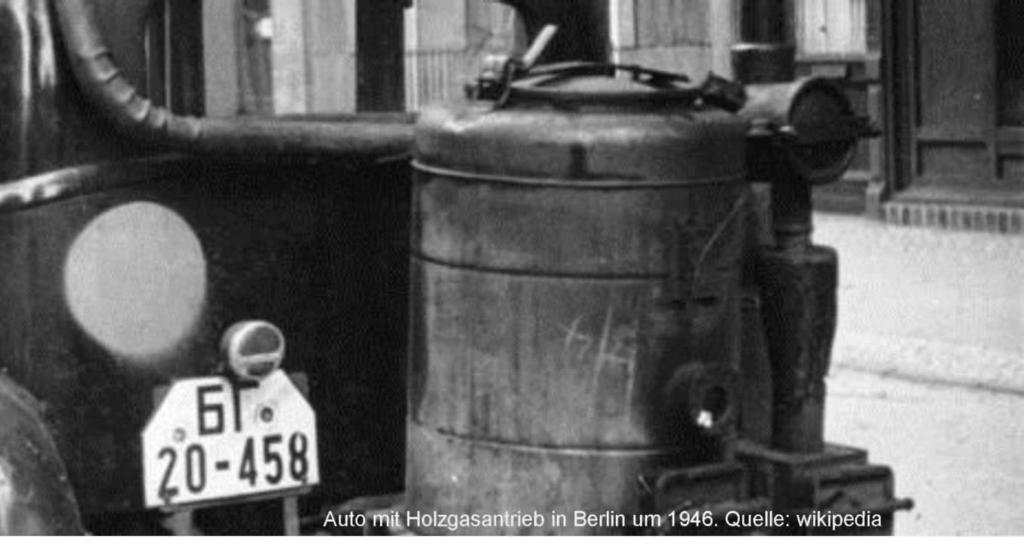 Auto mit Holzgasantrieb in Berlin um 1946. Quelle: wikipedia - Auto na pohon drevným plynom v Berlíne okolo roku 1946. Zdroj: wikipedia Obsah 1. Profil podniku 2.