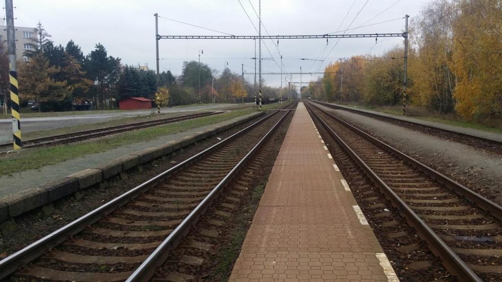 Obrázek 19. Kolejiště žst. Hradec Králové-Slezské Předměstí 5.2.2. Železniční stanice Třebechovice pod Orebem Obrázek 20. Výpravní budova žst.