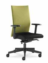 Siège direction dossier haut avec têtière entièrement capitonné 425 Swivel chair with upholstered seat, headrest and backrest upholstered in the self-supporting Goyal mesh fabric.