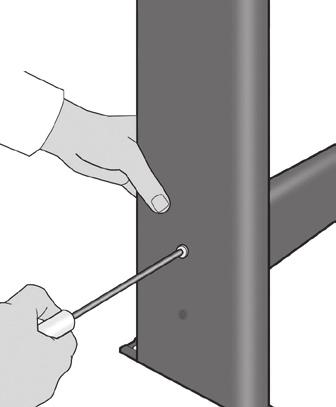 Przy użyciu dwóch śrub z zewnętrznej strony i dwóch śrub od strony wewnętrznej dołącz każdą z nóg do listwy mocowania.