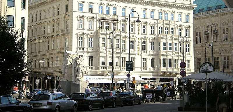 der Tourismus stellt in Österreich einen wichtigen Das Hotel Sacher in Wien Wirtschaftszweig in