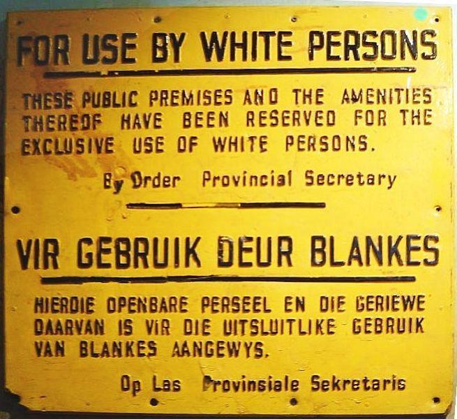 HISTORY originally inhabited by Kungs and Hottentots coast was discovered by Portuguese 17th century: Dutch people founded Cape Town 19th century: the British era started 1867: diamonds were found