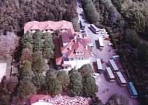 Како стићи и где спавати На падинама малог Опленца, каменитог брда обраслог