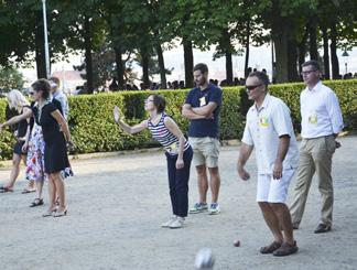 Pražský turnaj je tak i nadále největším amatérským turnajem v pétanque v ČR. Co nejsrdečněji děkujeme společnostem FM Logistic, Fraikin, hotel Mercure Ostrava, LeasePlan a Renault za podporu turnajů.