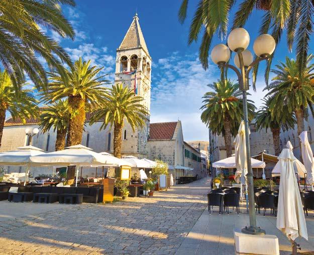 na severe a Dubrovníkom na juhu je už dávno známe ako raj pre milovníkov mora, potápania, dobrého vína a vynikajúcej kuchyne.