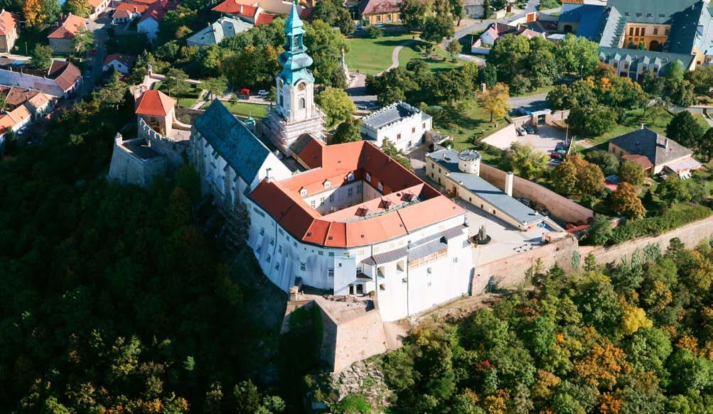 mesto priemyslu 218 ha v priemyselných parkoch naše mesto sídlo diecézy od roku 880 mesto