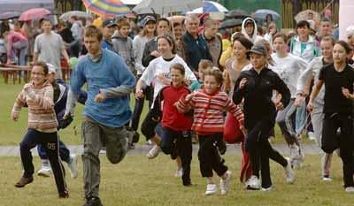 Hlavný Olympijský deň na Kuchajde Takmer päťsto detí súťažilo a zabávalo sa na bratislavskej Kuchajde v rámci hlavného Olympijského dňa, ktorý v utorok 23.