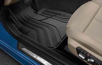 Rohož do zavazadlového prostoru vyrobená z odolného černého plastu poskytuje vynikající ochranu zavazadlového prostoru nového BMW řady 5 Sedan (G30).