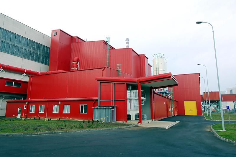 Finálne spracovanie kvapalných RAO Zariadenie bolo vybudované v areáli JE Mochovce a bolo prednostne určené na spracovanie RAO z tejto elektrárne.