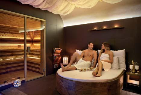 Zážitkové balíčky pro dva WELLNESS PRO DVA A SEKT privátní sauna (50 min) 2 290 Kč WHIRLPOOL A SEKT 1 290 Kč INFINIT MASÁŽE PRO DVA A SAUNA* předrelaxace v privátní sauně (20 min) 2 550 Kč INFINIT