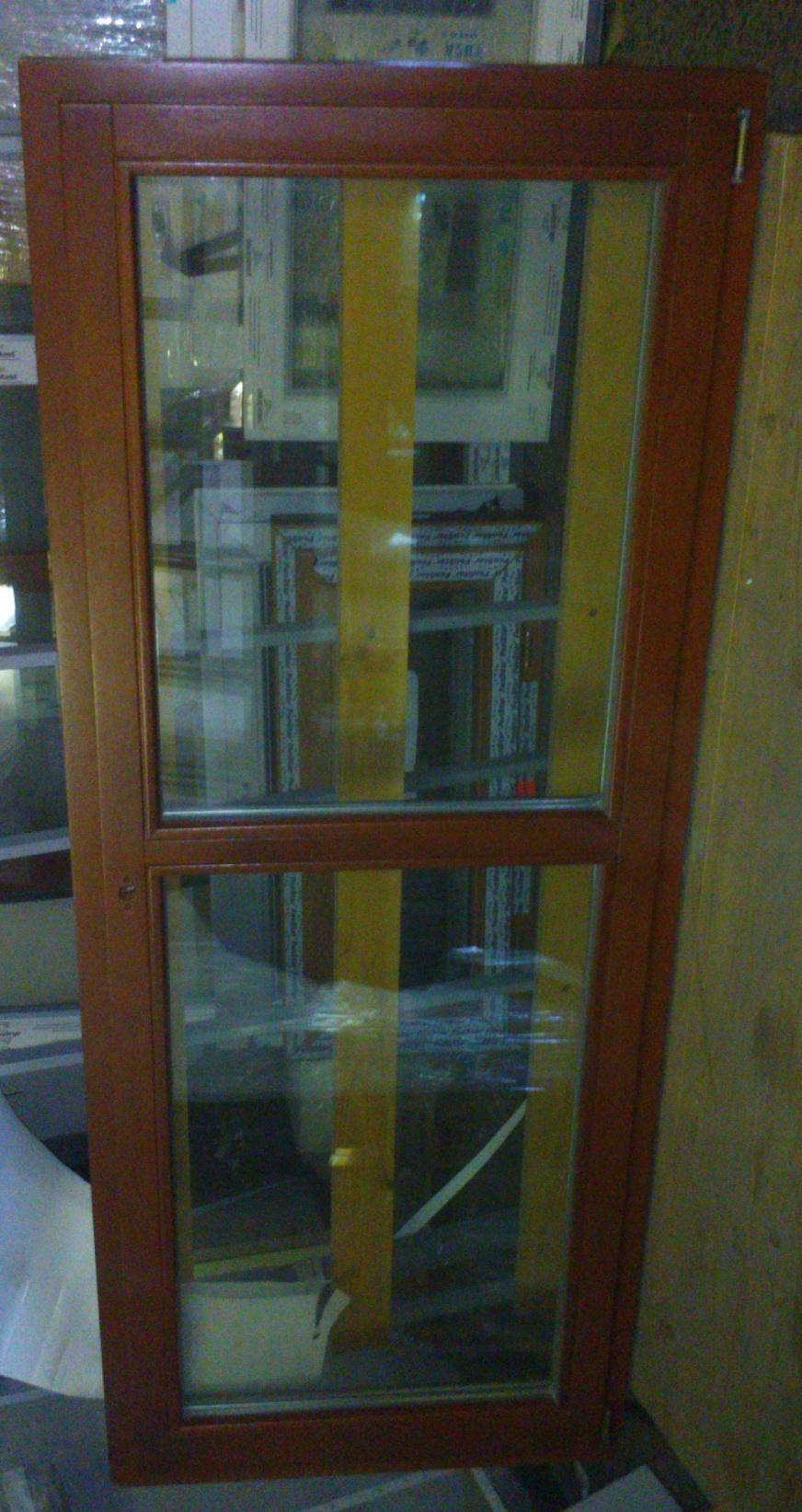 Poz. 09 Jednokřídlé dřevěné balkonové dveře Classic dřevěné balkonové dveře otvíravé pravé rozměr: 860