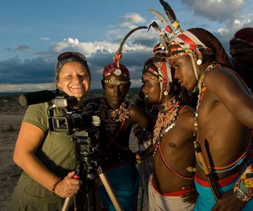 Nekupte to! Za poslední léta jsem toho v Africe prožila hodně. Safari výpravy, ale i novinářské expedice, které mě zavedly i na místa, kam se většina návštěvníků černého kontinentu běžně nedostane.