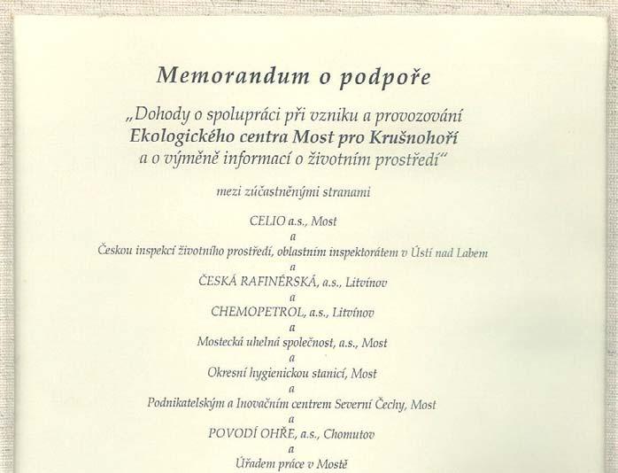 2 Ekologické centrum Most, Výroční zpráva 2005 Kdo jsme Ekologické centrum Most pro Krušnohoří (ECM) datuje svoji historii od roku 2000.