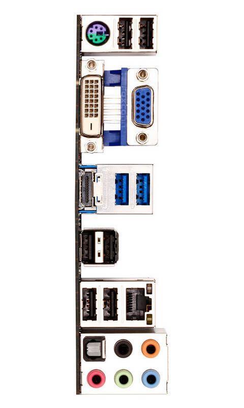 Porty Nacházejí se většinou ze zadní strany, ale i na předním panelu PC skříně. Slouží k zapojení periferií. Zařízení se připojují k počítači přes kabely nebo přímo na tyto konektory.