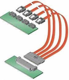 2.5 Rozhraní SAS Rozhraní SAS (Serial Attached SCSI) je sériové rozhraní nahrazující dřívější paralelně zapojené SCSI [čti skazi ] rozhraní. Používá jak příkazy rozhraní SCSI, tak SATA.