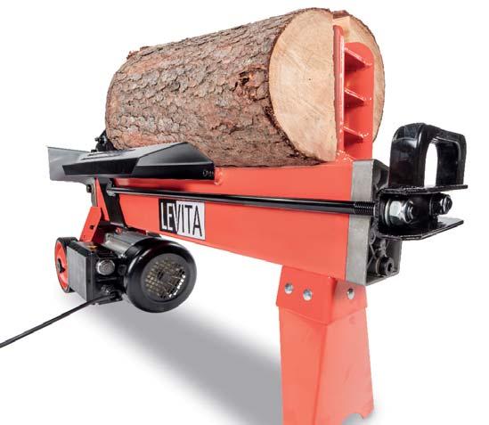 Tlak tun na štípací klín 5 tun umožňuje bezpečně a pohodlně štípat i tvrdé dřevo. Je to ideální pomocník ke štípání paliva do domácích kotlů, krbových kamen.