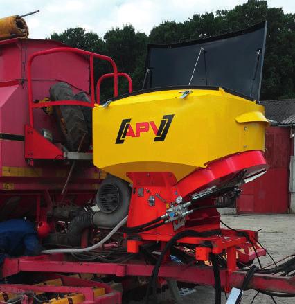 Z důvodu velikosti a hmotnosti doporučujeme PS 800 M1 připojit k nosiči strojů APV MT2 mezi traktorem a strojem na zpracování půdy.