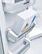 Flexibilní komfort: easylift odkládací plochy Pro umístění objemnějších potravin do chladničky není nutné odkládací plochy obtížně vyklízet, vytahovat a přerovnávat.