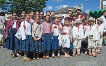 Kromě účasti na akcích folklorního charakteru v ČR se soubor prezentuje i v zahraničí navštívil Slovensko, Polsko, Rusko či Turecko.