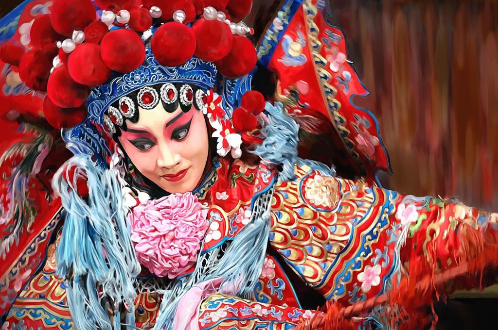 V roce 1790 byla opera Chuej-pan" poprvé představena v Pekingu u příležitosti narozeninových oslav čínského císaře. Poté přišlo do Pekingu množství uměleckých souborů napodobujících tento styl.