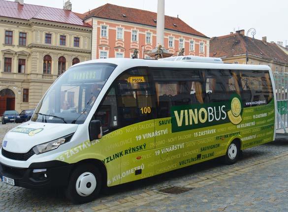 Znojemskem s Vinobusem NOVINKA 15 zastávek 66 kilometrů 19 vinařství KRÁSY ZNOJMA A PŘILEHLÝCH OBCÍ, VÝHLED NA VINICE, OCHUTNÁVKY VÍN A SPOUSTA DALŠÍHO.