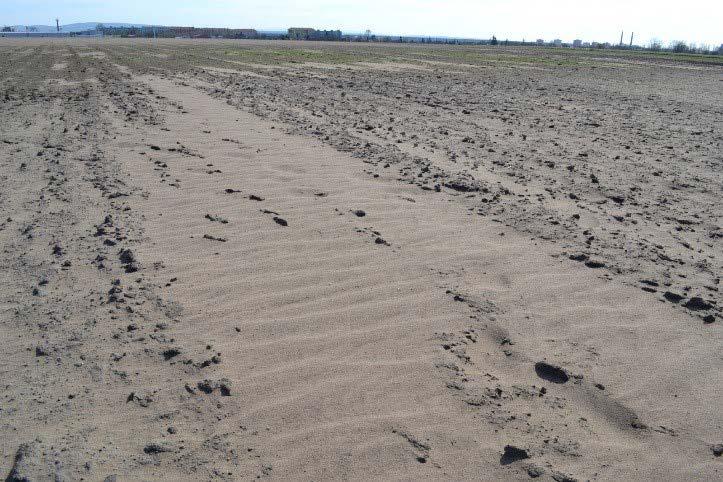 V oblasti akumulace sedimentů, tedy v místech kde se erodovaná půda usazuje z ovzduší zpět na zemský povrch, dochází k efektu opačnému.