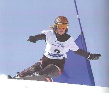 1.3 Snowboardové soutěţní disciplíny a ostatní. Dle Louky a Večerky (2007) se soutěţní disciplíny dělí na alpské, freestylové 1.3.1 Alpské disciplíny Alpské disciplíny jsou v současnosti pořádány pod záštitou FIS.
