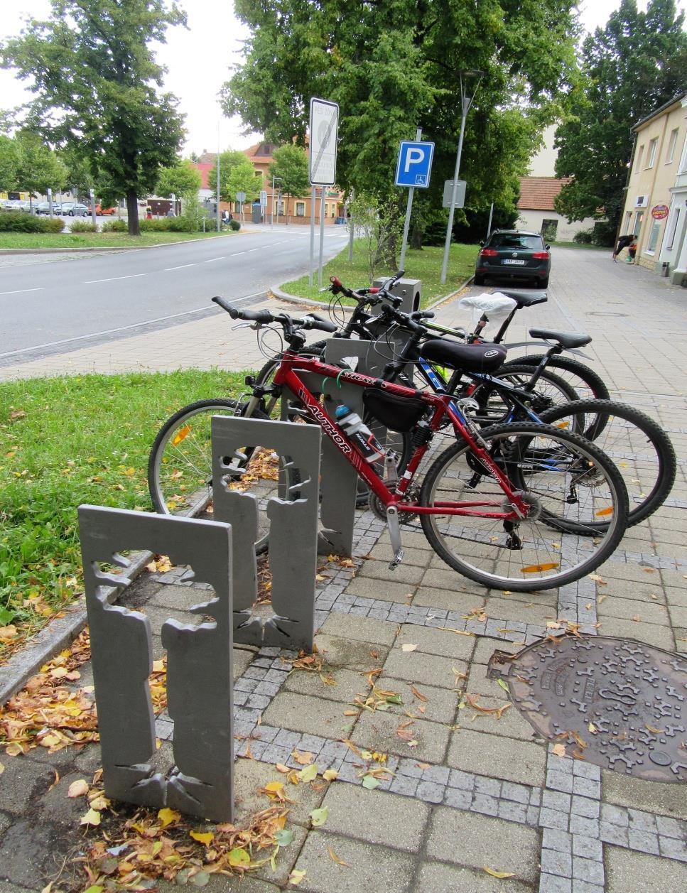 Čelákovice Ani takové vyšší stojany nejsou všelékem na zloděje, lepší je prostor