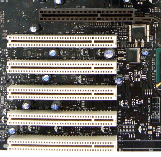 zvětšuje 2x např. u PCI Express 1x z 250 MB/s na 500 MB/s.